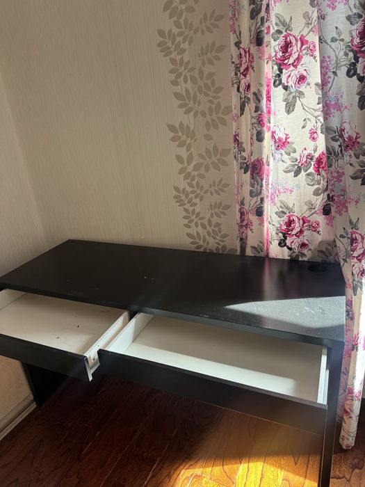 Рабочий стол черный IKEA
