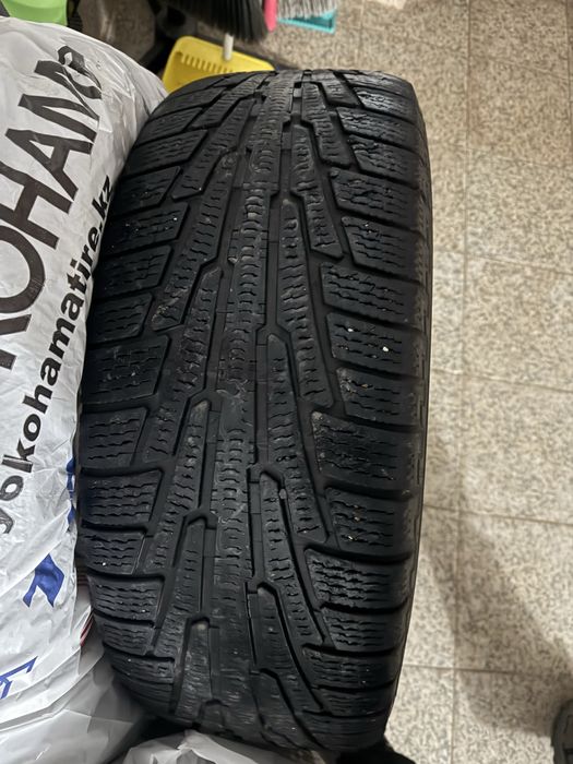 Зимний шины 265/65/17