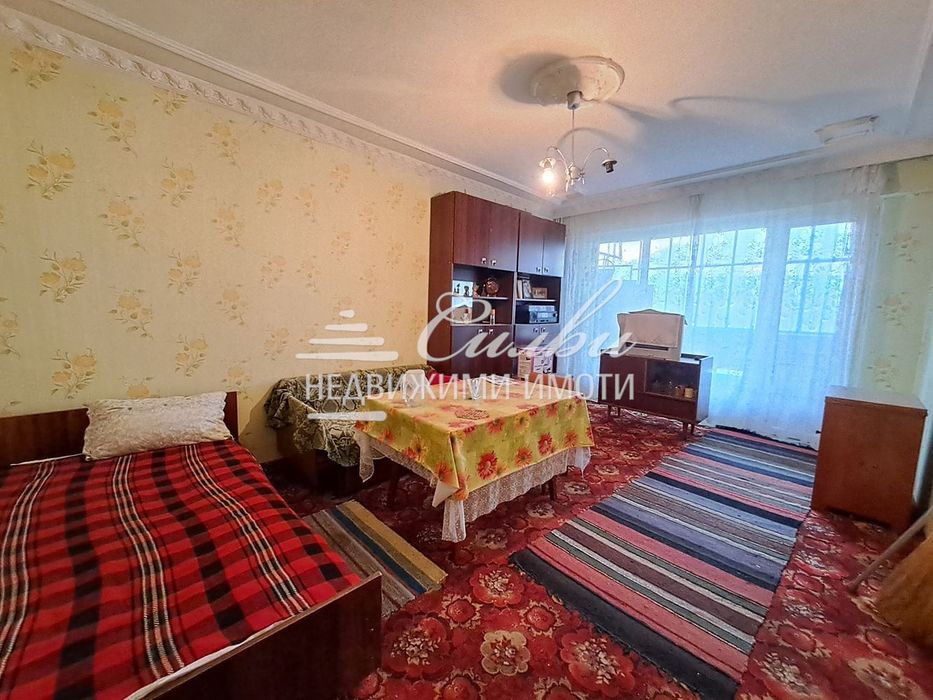 Продава се Двустаен апартамент в Шумен, Боян Българанов 1 - 64 кв.м за 1028 €/кв.м - Снимка #2