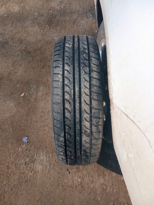 Шина с диском.Диск покрышкамен