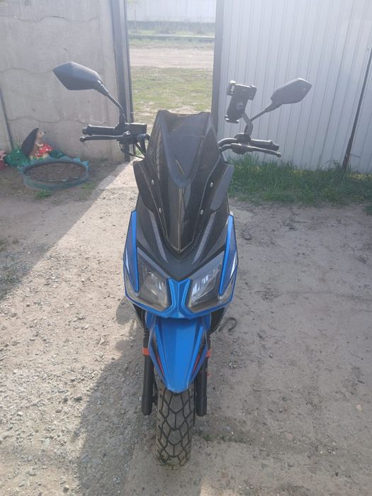 Продам самурай в отличном состоянии стоит на учёте