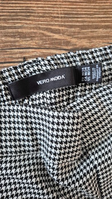 Панталон на Vero Moda