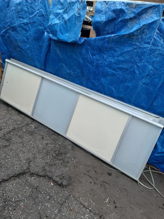 Три Раздвижные двери продам . Цена за всё