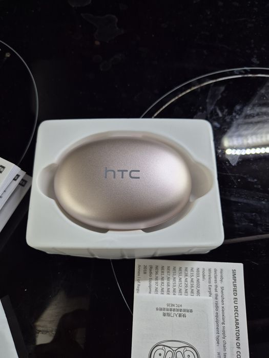 Блутут слушалки.