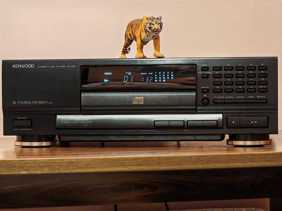 Kenwood DP-940. Cd player top. Cap serie. Ca nou. Preț fix !