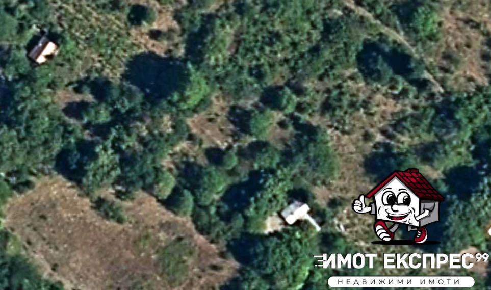 Вила , в местност Параколово, парцел 600кв.м, вилна зона, Асеновград