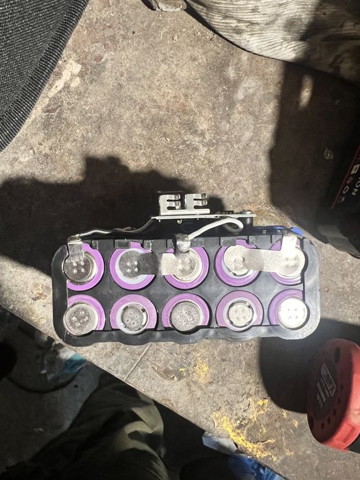 Reparatii acumulatori china