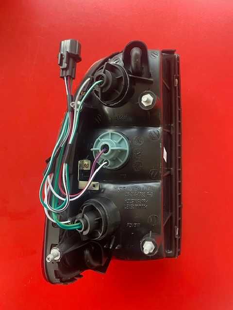 Lampa spate Stanga/Dreapta MITSUBISHI L200