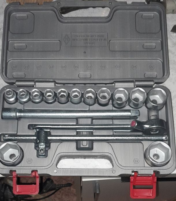 Продам набор головок