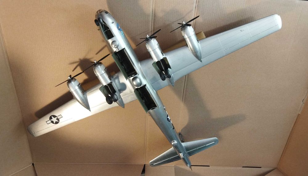 модель самолета B-29 в масштабе 1/72 Academy РАРИТЕТ!