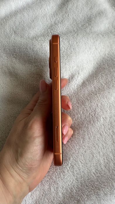 Iphone 17pro 256MB orange