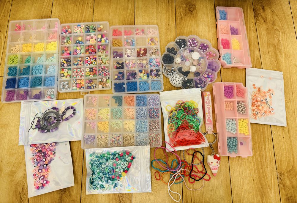 Margele si bratari  pentru fetite