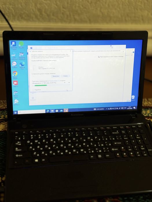 Lenovo G585 рабочий ноутбук + зарядка