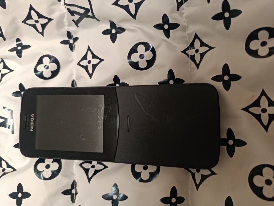 Assalom alekum Telefon Sotiladi Original Nokia 8110 Derskiy Telefon