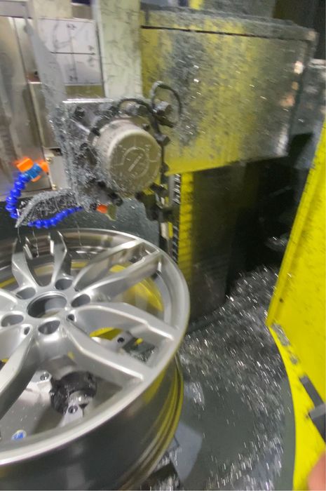 Strunjire jante Diamond Cut, sudura jante, indreptat jante,