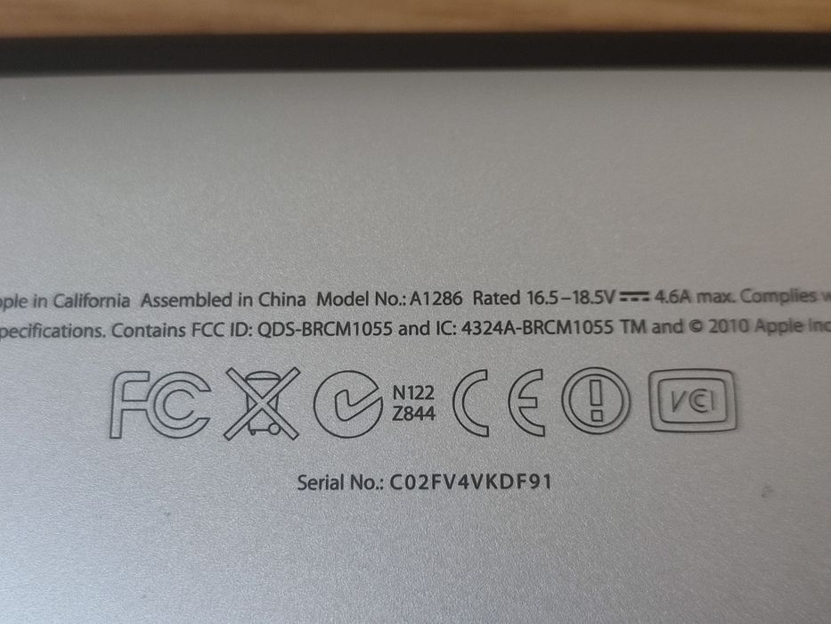 Tastatura + Palmrest - Macbook Pro A1286 early 2011 Emc 2353-1*