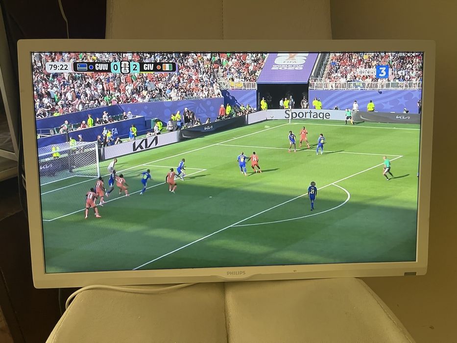 Телевизор Philips 24“