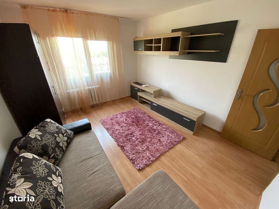 Garsoniera mobilata si utilata zona URA