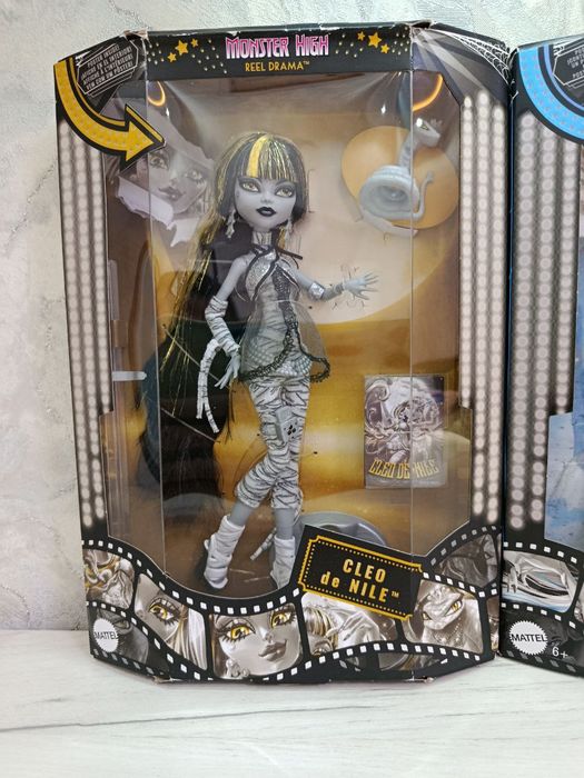 Monster High Frankie Stein and Cleo De Nile Reel Drama