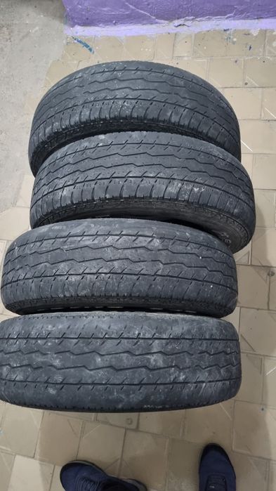 Продам шины R15 сост среднее