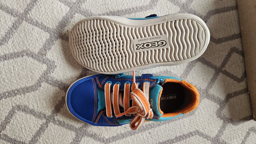 Geox 27, Crocs 10, Barefoot 28, Pegres 27, Tikk 27i