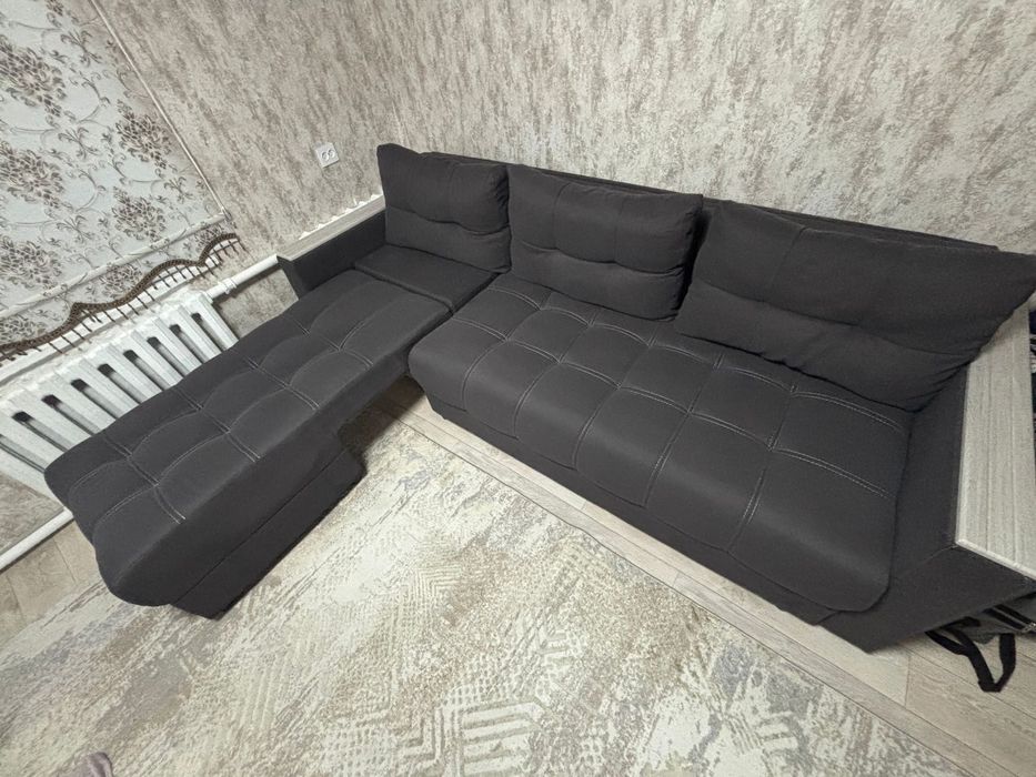 Угловой раскладной диван