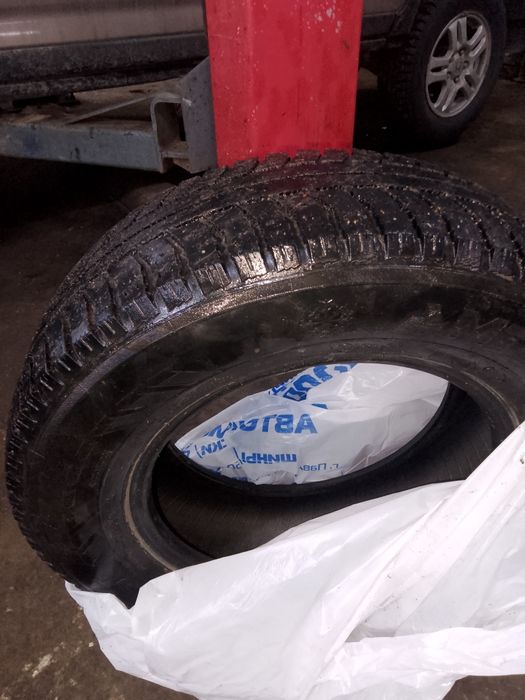 Продам шины комплект 4 штуки
