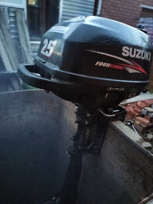 Продам лодочный мотор