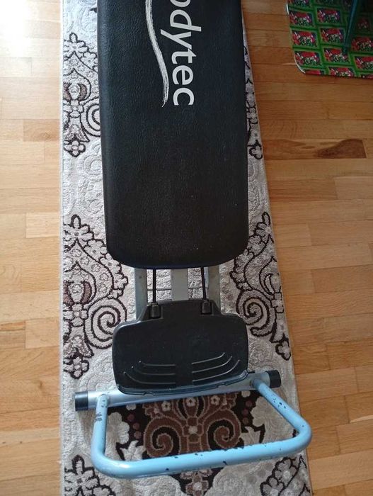 banca fitnes Bodytec pentru exercitii