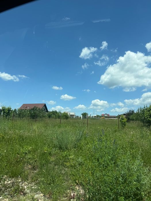 De vanzare 10 ari teren in Scheia