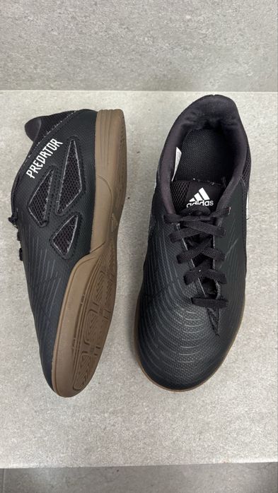 Детски Adidas Predator 32