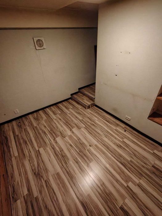 Продается квартира на Карасу-6 3/1/9 с подвалом и своим огородом