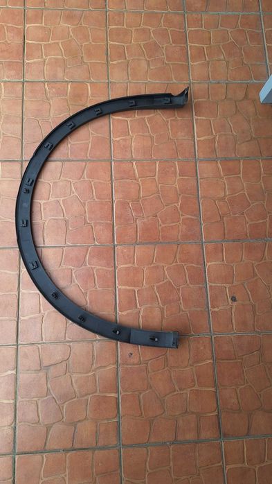 Bandou roata stanga spate Tiguan 2