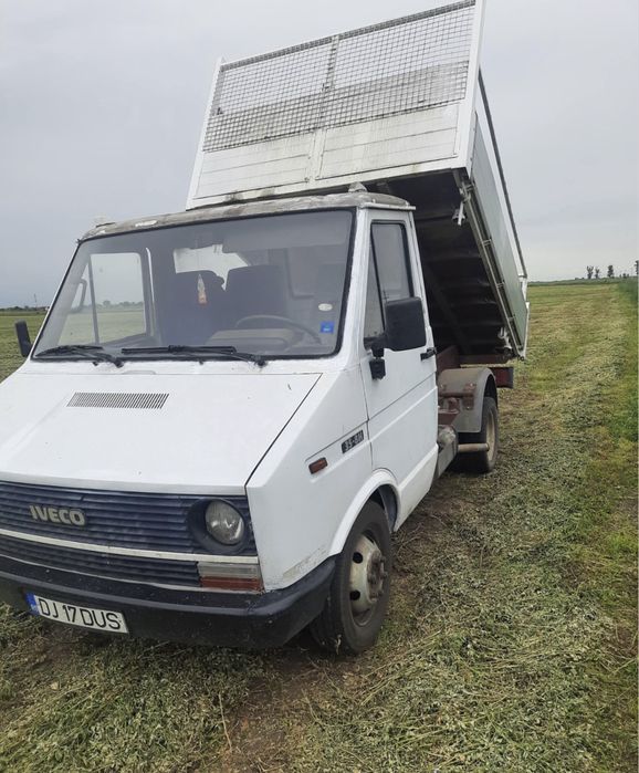 IVECO daily basculabil pe 3 părți
