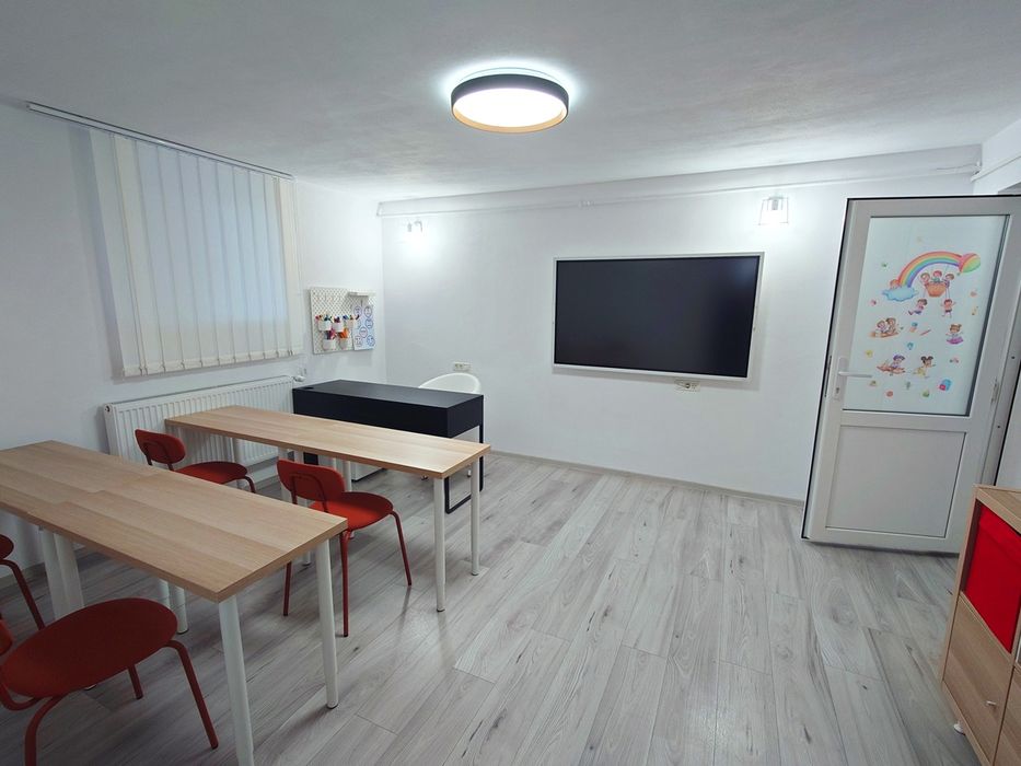 Închiriez sală pentru cursuri, meditații, workshopuri sau întâlniri