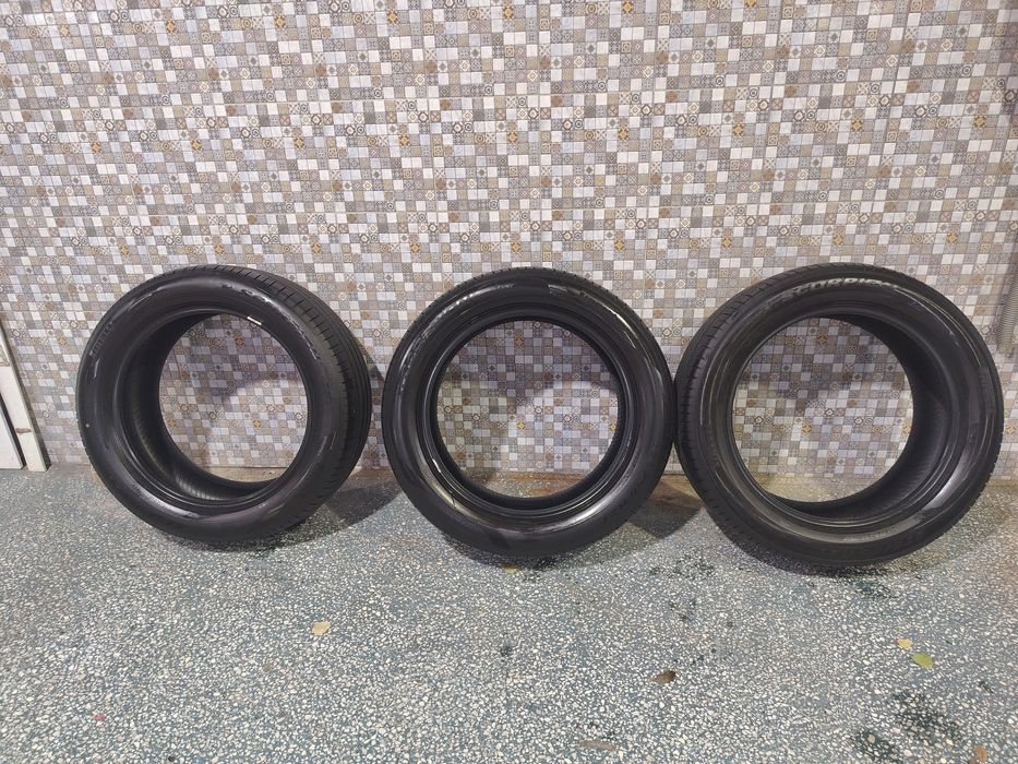 Продам комплект летних шин