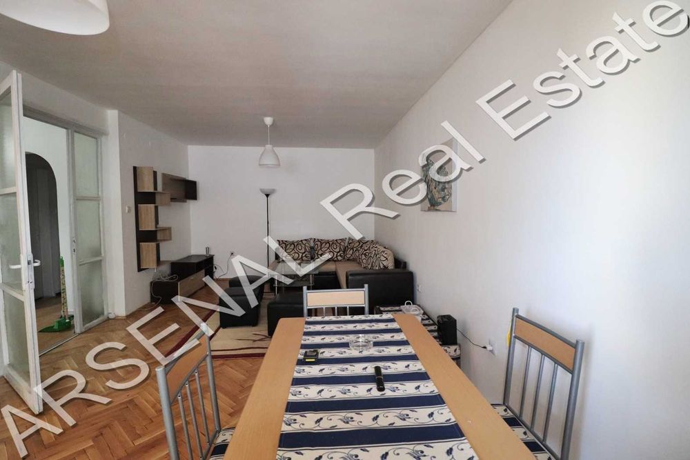 Дава се под наем Тристаен апартамент в София, Хиподрума - 115 кв.м за 598.23 € - Снимка #3