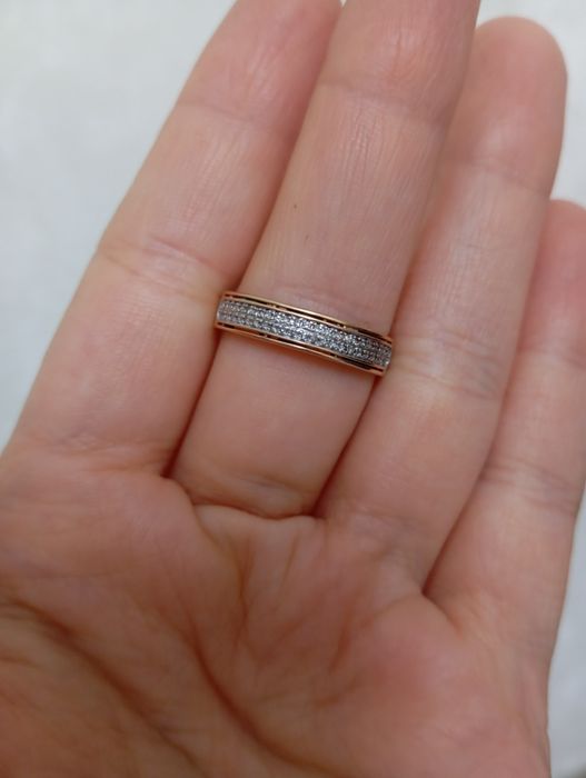 Золотой комплект с бриллиантами