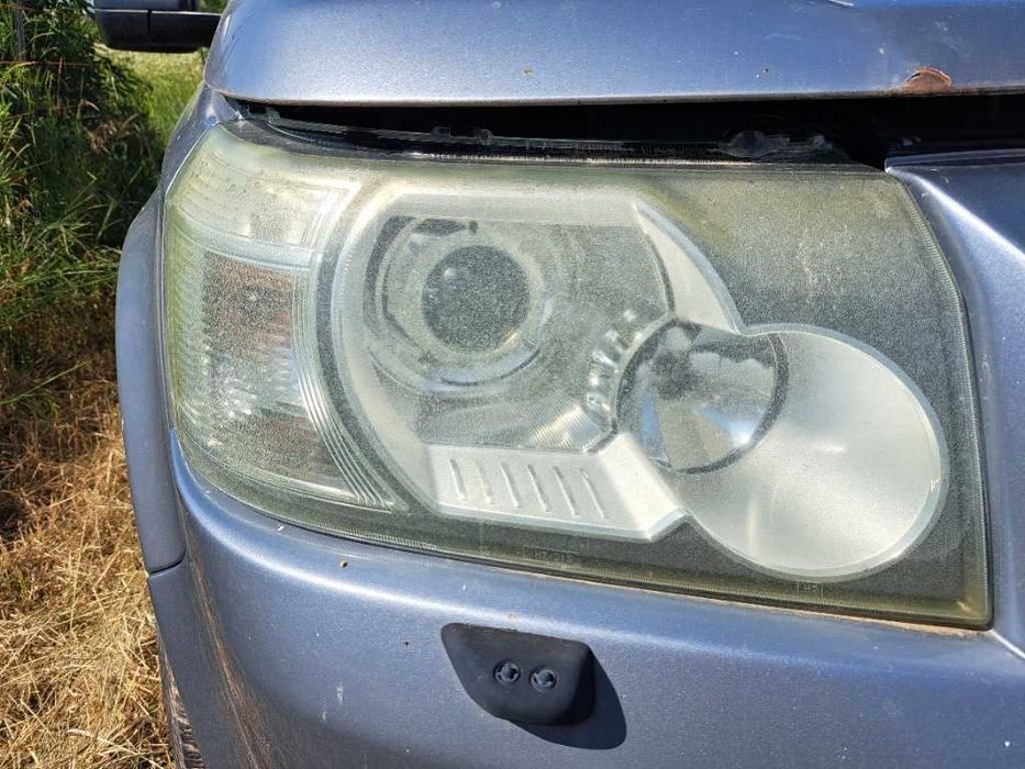 Far Bi-Xenon Land Rover Freelander 2 2006-2012 compatibil 2.2 TD4 si 3.2 benzina stanga dreapta bec H7 D1S