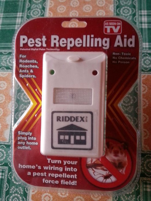 Aparat impotriva insectelor si rozatoarelor