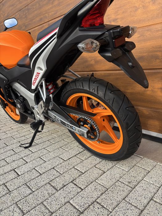 Honda CBR 125 R Repsol Categoria A1