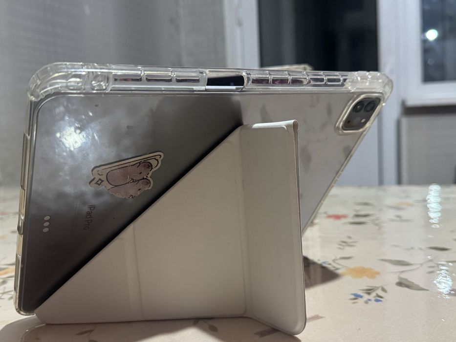 iPad Pro 11  4 поколения  M2