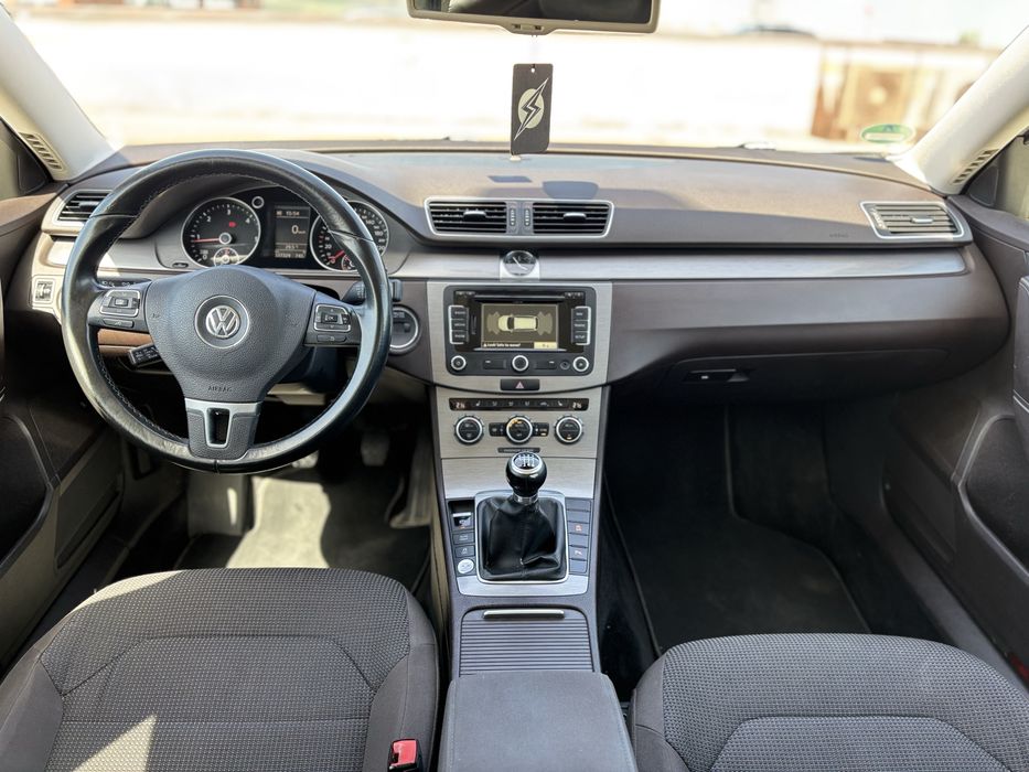 VOLKSWAGEN Passat 2012 — imagine 5