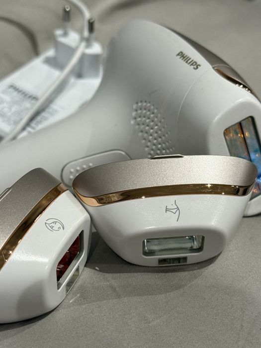 Фотоепилатор Philips SC
