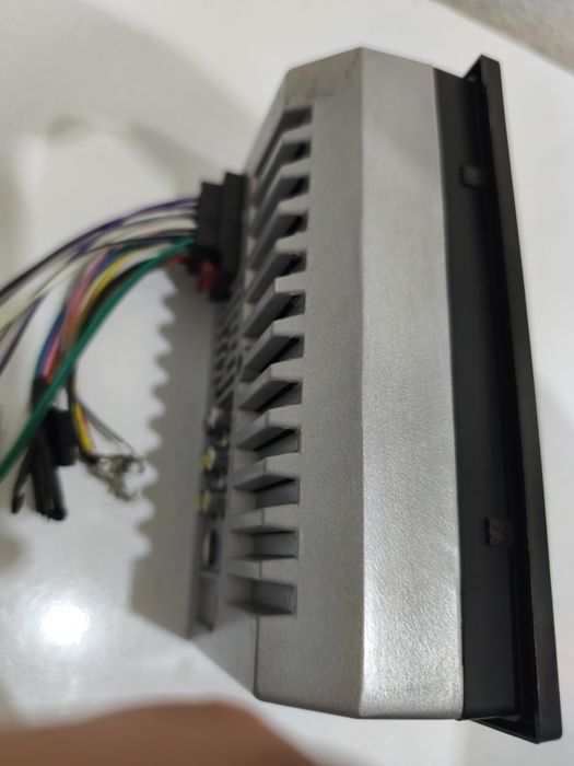 Продам автомагнитол