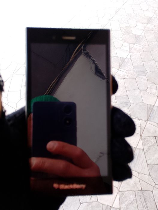 Black berry z3 stare buna