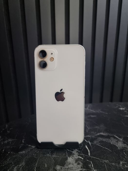 Noble Amanet - iPhone 12, 64gb, bat. 81%