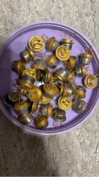 Радиодетали ,платы ,техсеребро