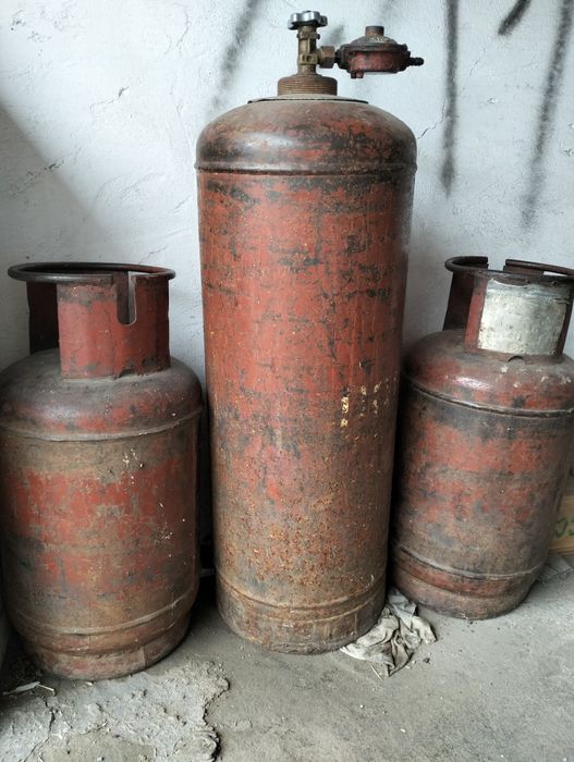 Продам газовые баллоны