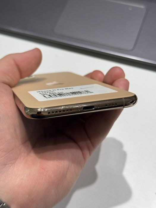 Iphone 11pro max 64gb 74%